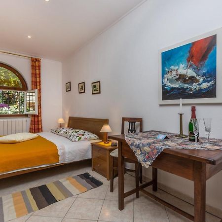 Guesthouse Casa Nova Πόρετς Εξωτερικό φωτογραφία